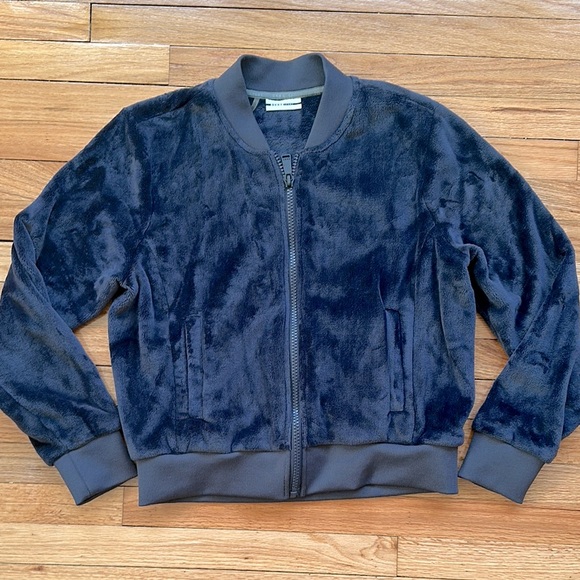 Dkny Jackets & Blazers - DKNY Navy Faux Fur Zip Front Bomber Jacket